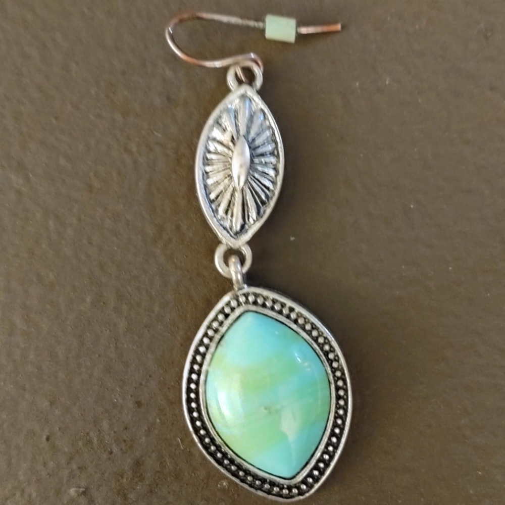 ISO - Maurices earrings like this!!!